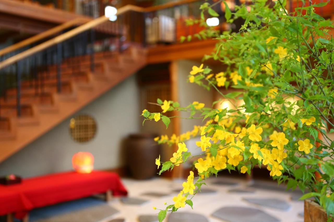 Yorozuya Hotel Yamanouchi  Bagian luar foto