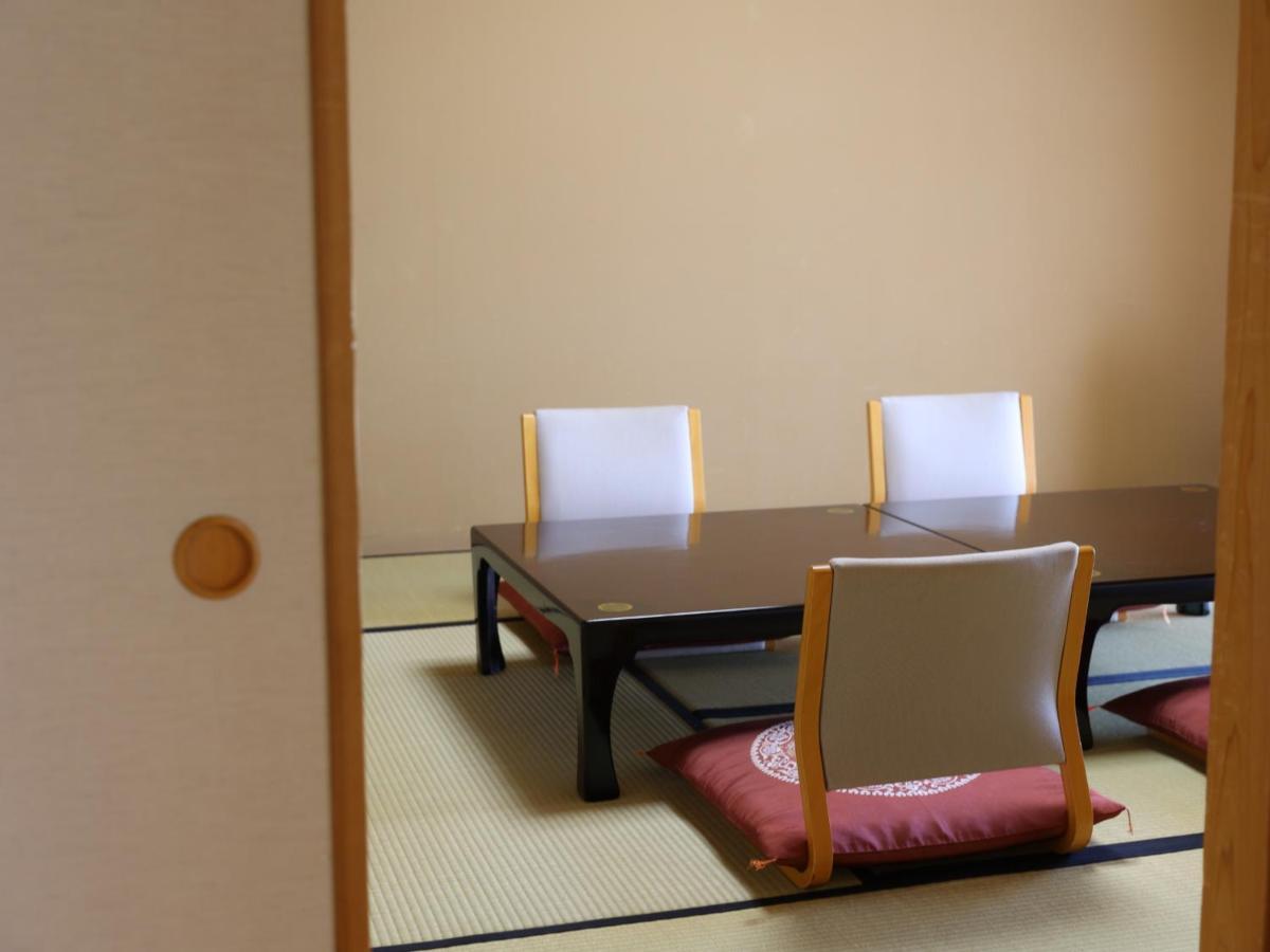 Yorozuya Hotel Yamanouchi  Bagian luar foto