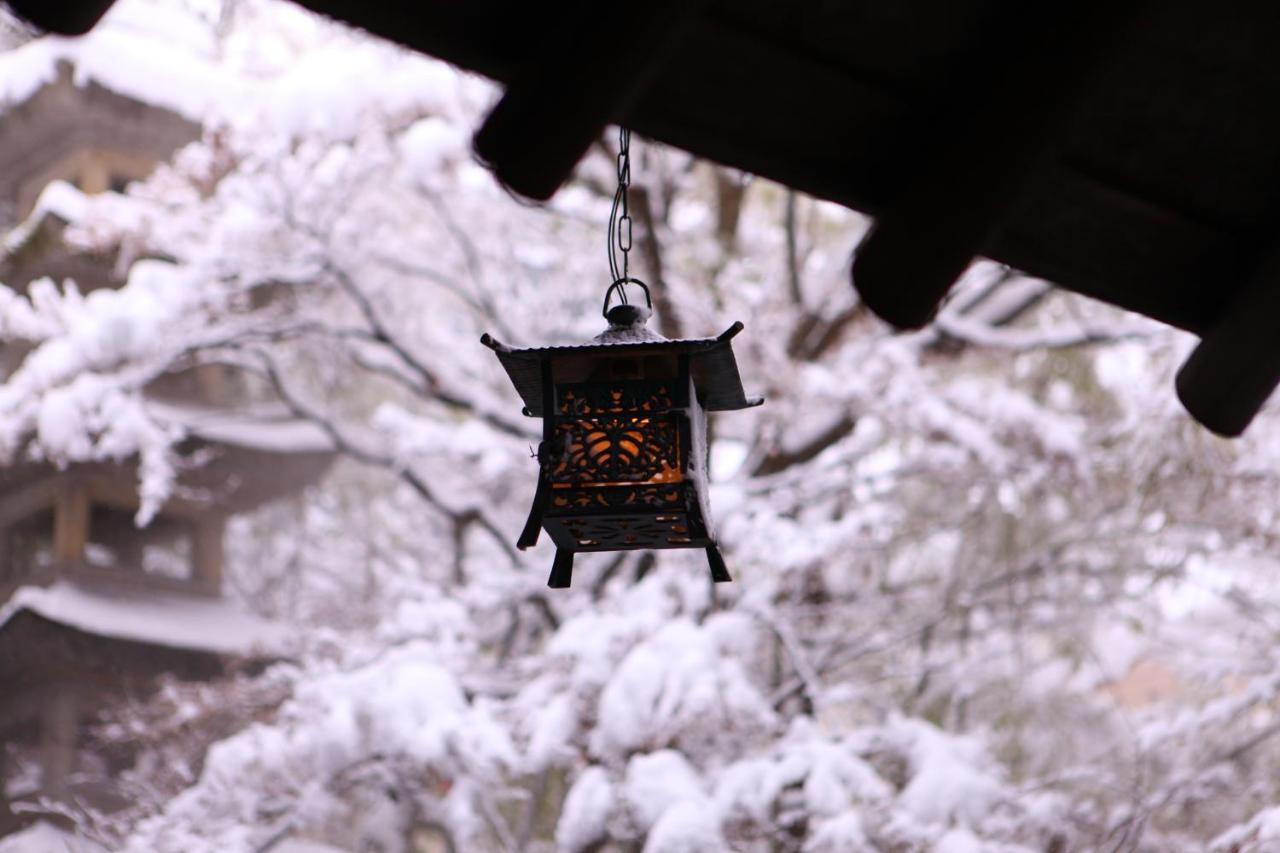 Yorozuya Hotel Yamanouchi  Bagian luar foto
